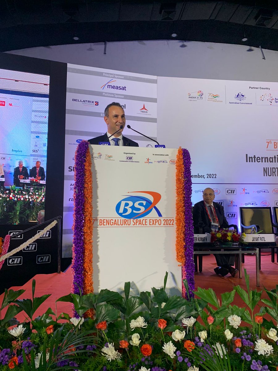 HeadSpaceAu's tweet photo. Lots of excitement at the 7th Bengaluru Space Expo.

This morning I had the pleasure of addressing attendees at the event's inaugural session, which also included the signing of six MoUs between Australian and Indian companies to increase our collaboration in space. #BSX2022 https://t.co/INd0YN40jI