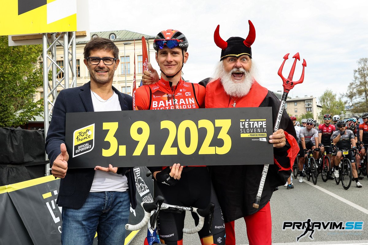 Prijavim_se's tweet photo. FOTOGALERIJA: L'Etape Slovenia z zmago Johnnyja Hoogerlanda in Eve Zorman @prvaetapa #prvaetapa #letap @prijavim_se https://t.co/17qvYbHivP https://t.co/8z6gjgRIjI