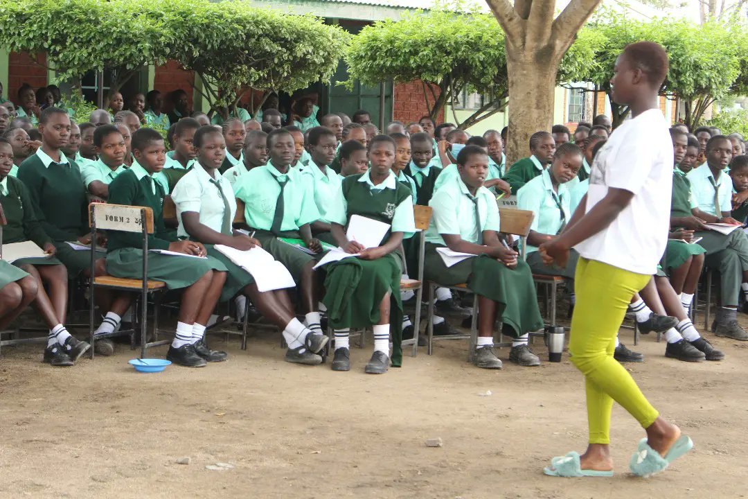 mms_kenya's tweet photo. We continue providing young people with comprehensive sexuality education in schools in order to contribute to behavioural changes among them.
Laser Arts ensemble 
#theatrearts #school #reproductivehealth #educate #progress #edutainment  #information #mmsk #smiles https://t.co/ew1t8W59H2