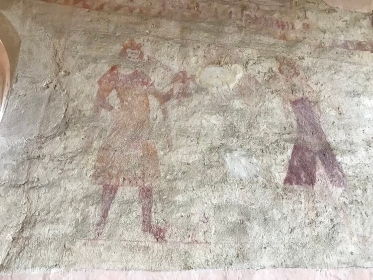 PublicPast's tweet photo. In this penultimate week before the symposium, Sir Quackalot has taken some time to reflect in St. Oswald's Church in the deserted medieval village of Widford, Oxfordshire. First built in the 13th C, its walls are still adorned with the remains of a series of 14th C paintings https://t.co/V4RN9dIOXw
