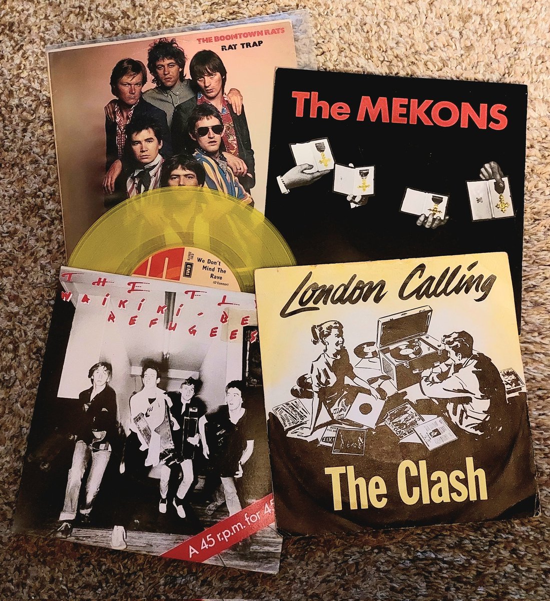 End of Restrictions Vinyl (previously known by many names) recent purchades include The Clash - London Calling, The Flys - Waikiki Beach, The Mekons - Work all Week & Rat Trap - Boomtown Rats
@NewWaveAndPunk #punk #vinyl  #vinycollection #recordcollection  #NEWWAVE @dirk7890