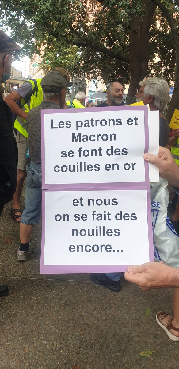 GJinterRdPtOcc's tweet photo. Toulouse, 3 Septembre 2022. #GiletsJaunes 
https://t.co/oePIAB9JAP https://t.co/9kE6JguTI4