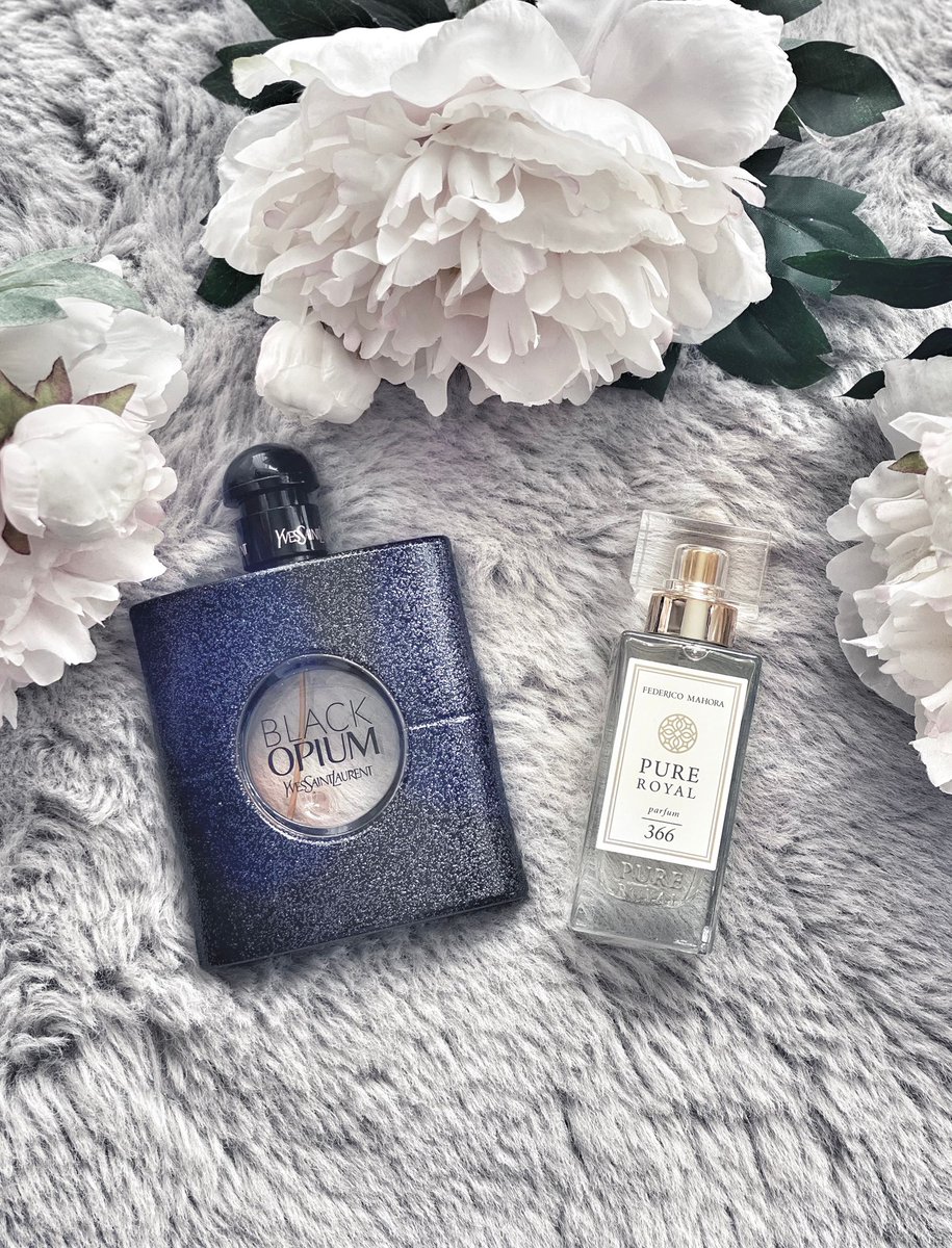 Mrs_H_FM's tweet photo. Happy Monday!! Hope you all had lovely weekends.
Even though I work from home and I'm normally in my joggers....I still spray myself with perfume....makes me feel like I've got everything together 🤣

50ml Black Opium £82 (https://t.co/M1SiyuChXk 05.09.22)
50ml FM 366 £27.50 https://t.co/kUsDEBjJ8j