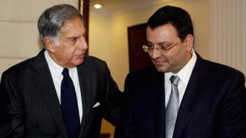 BloggerBunny's tweet photo. #CyrusMistry, former Chairman of Tata Motors, died in a #roadaccident along with another person near Palghar, Maharashtra yesterday while he was travelling in a @MercedesBenz
 #GLC. https://t.co/IJjBKWYMN6