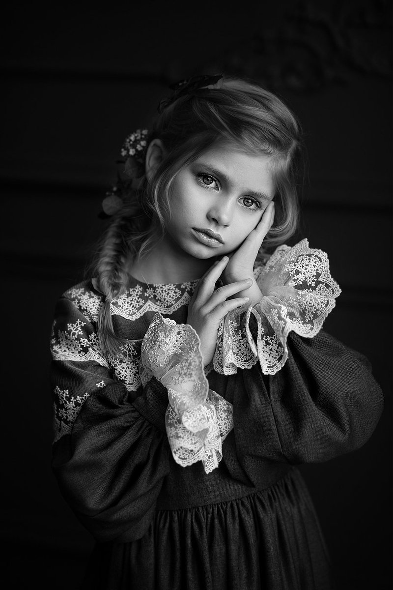 Elenasolo_photo's tweet photo. GM , friends!!! 💫🌞💫
New!  B/W !  Portrait! 
Already on @SeedPhoto
 Hurry up to see! 👁️👁️
#NFTCommunity #seedphoto
#nft #nftart #portrait #nftcollector

https://t.co/xFLOI19NmJ
Alina https://t.co/WYZd3eZno7