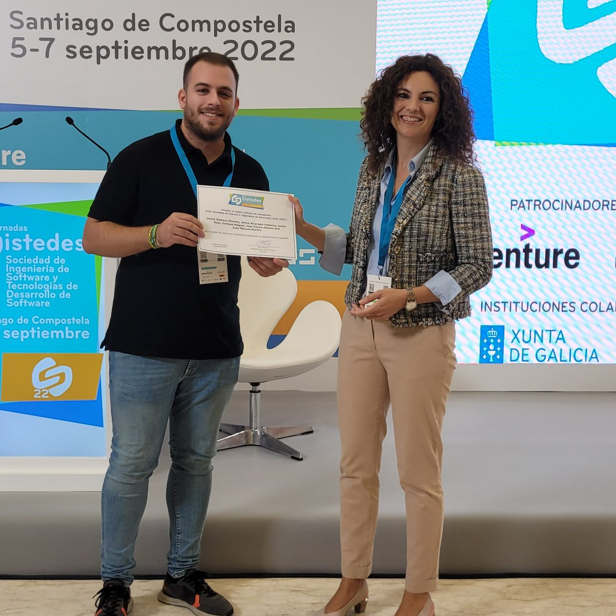 sistedes's tweet photo. Premio al mejor artículo de estudiante #JCIS2022 (@sistedes2022) ha sido para Javier Romero-Álvarez, Jaime Alvarado-Valiente, Javier Rojo, Enrique Moguel, J ose García-Alonso y Juan Manuel Murillo por "Generación de Servicios Cuánticos ampliando la especificación OpenAPI"

👏👏👏 https://t.co/zxolvsERVj