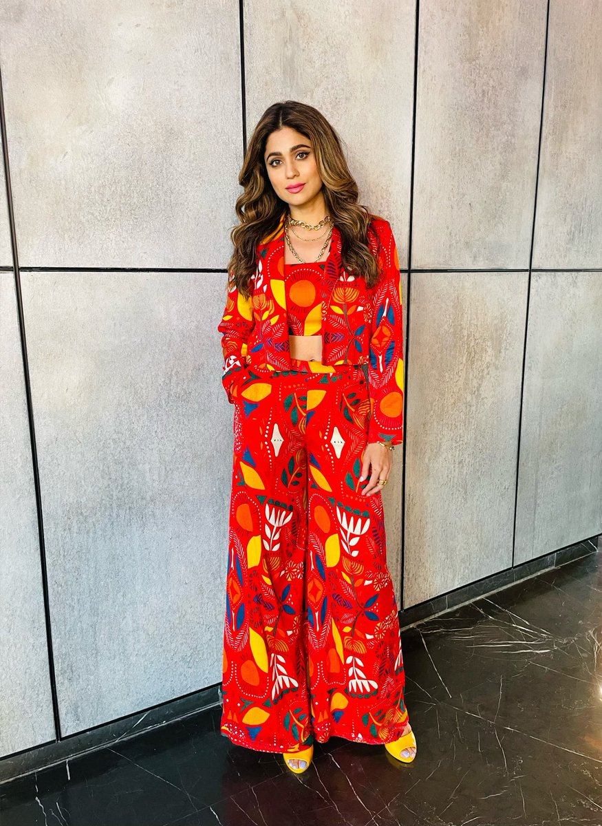 ShamitaShetty's tweet photo. ❤️🧿 https://t.co/hh64q1gBmC
