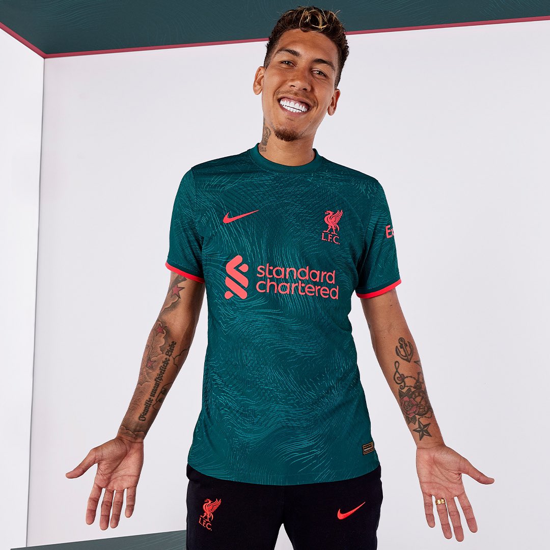 uni_forma's tweet photo. Liverpool, 2022/23 üçüncü formasını tanıttı.
🌎
#LiverpoolFC #Nike https://t.co/ufVbQ2jybW