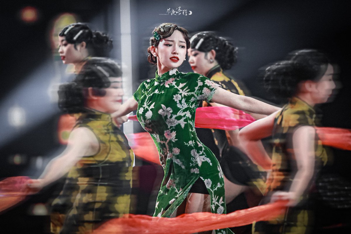 chengxiaoUpdat2's tweet photo. #Chengxiao #MaskedDancingKing 
220831

#성소 #ソンソ #เฉิงเซียว #우주소녀 #WJSN https://t.co/hTmGfvFhV1