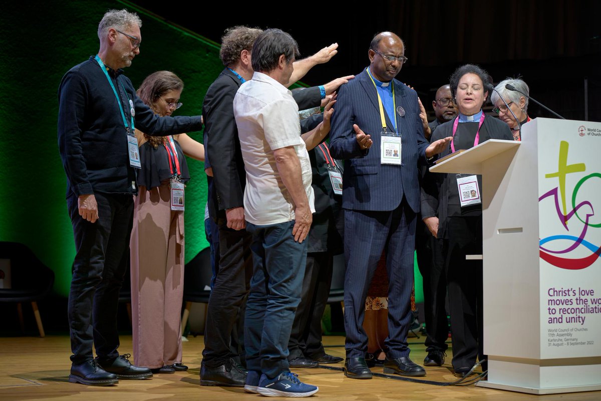 Oikoumene's tweet photo. With over 3,500 participants from all over the world, opportunities for “encounter” are rich and continuous at the 11th Assembly of the #WCC taking place in 📍Karlsruhe, Germany. 

🔗 Read more: https://t.co/JnS749oEgu 

📷 Photo: Mike DuBose/WCC
#WCCAssembly #Karlsruhe2022 https://t.co/vKK1rJetQL