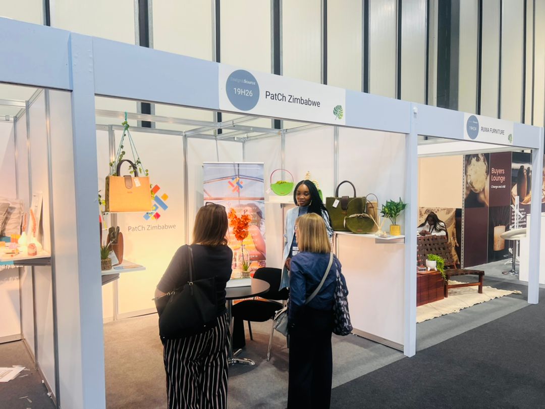 ZimTradeAlerts's tweet photo. GOOD MORNING from #Birmingham UK on Day 2 of the Birmingham Autumn Fair. ZimTrade is facilitating 5 local companies in the arts and crafts, fashion and furniture sectors. The fair is running from 4 - 7 September. So stay tuned for all the updates!
#EnergisingExports https://t.co/SjAMMbocpa