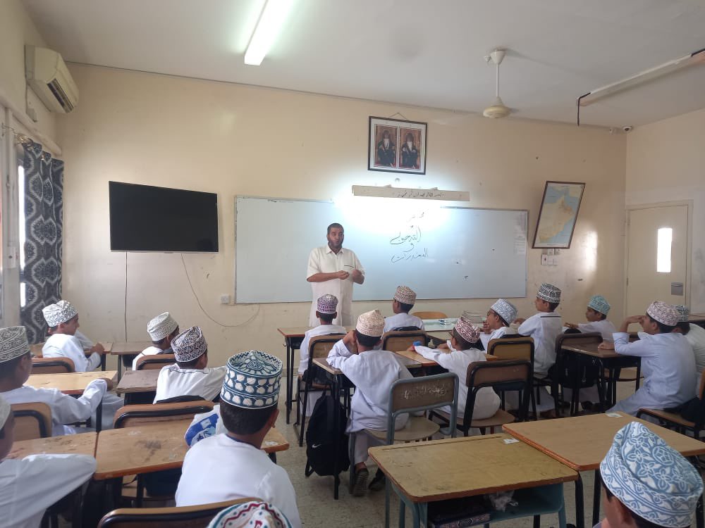 Khalid__School's tweet photo. محاضرة توعوية عن التبغ قدمها ممرض الصحة المدرسية خميس الراشدي 
#تعليمة_الداخلية
#مدراسنا_مستقبل_واعد https://t.co/fp8fzDG8mA