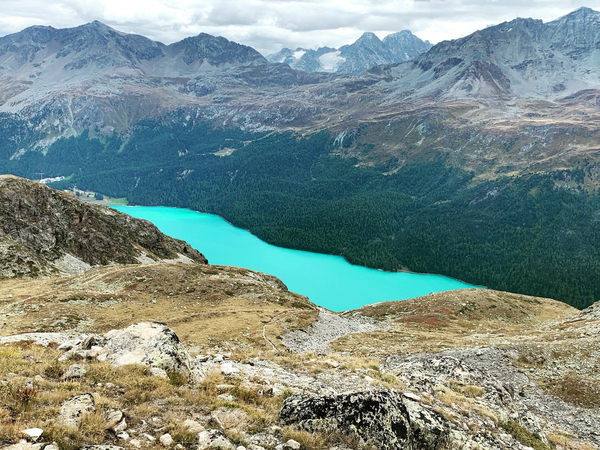 Lake Silvaplana - Diese Berge, diese Seen, dieses Licht #silvaplanasee #silvalana #lakesilvaplana #engadinstmoritz #engadin #engiadina #nature #naturelovers  #NaturePhotography #landscape #landscapephotography #swissalps #bergwelt