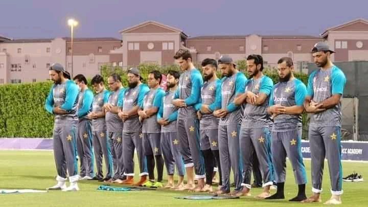 Samya0_0's tweet photo. @Marwadi99 @MHafeez22 @arshdeepsinghh Hassan Ali is not even Shia. https://t.co/kArIzPhvTf