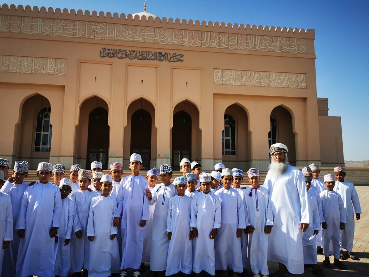 Khalid__School's tweet photo. نفذ اخصائي التوجية المهني ومعلم أول لغة العربية لطلبة الصف الخامس جولة في ولاية بدبد وزيارة جامع السلطان قابوس وحصن بدبد
#تعليمة_الداخلية
#مدراسنا_مستقبل_واعد https://t.co/AC0Va2nWCx