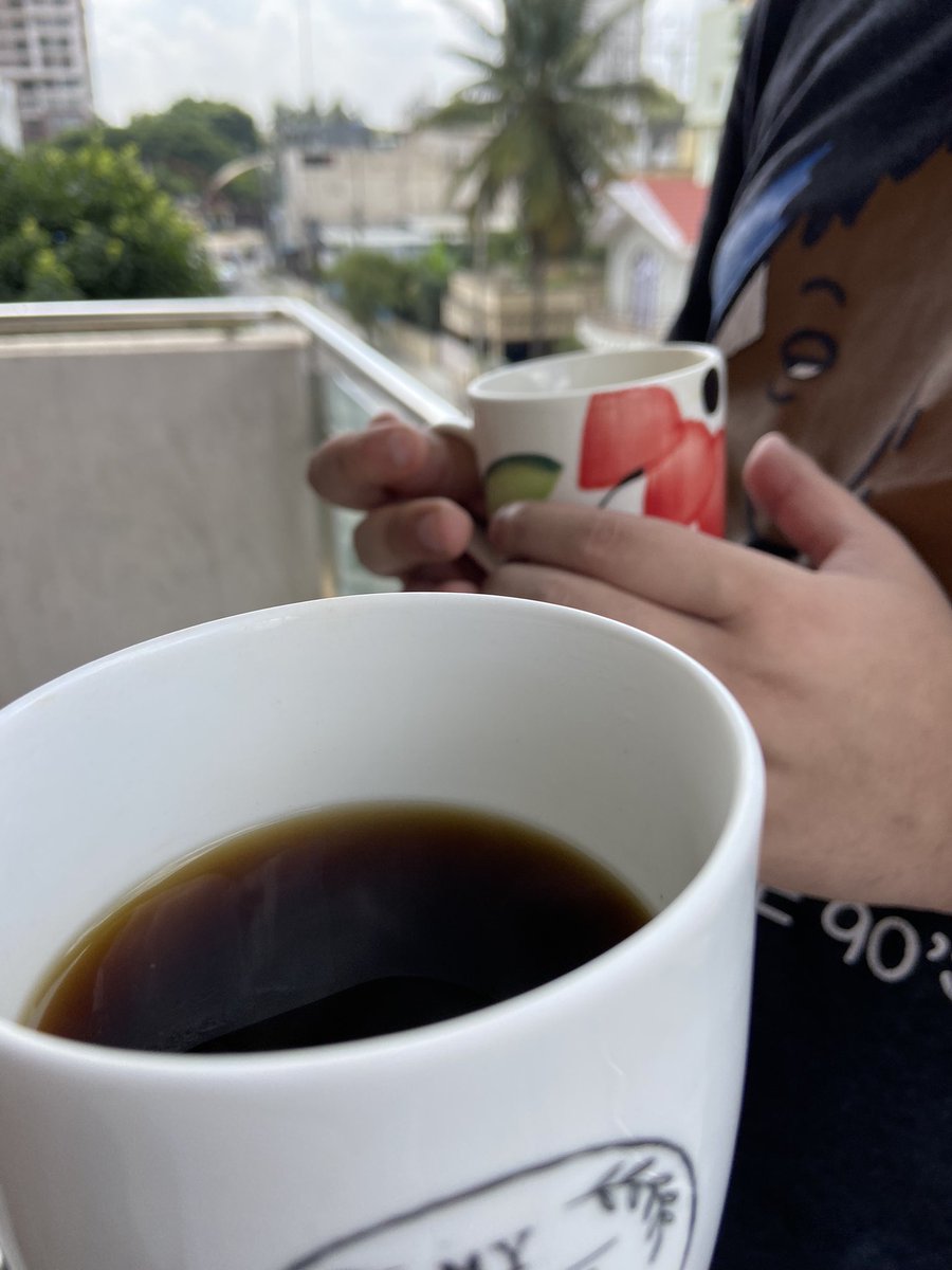 BhandEth's tweet photo. GM to everyone who is hustling in the bear market.. 💥

#zozo #zoworld #gm #web3 https://t.co/JmjLzmPnAF