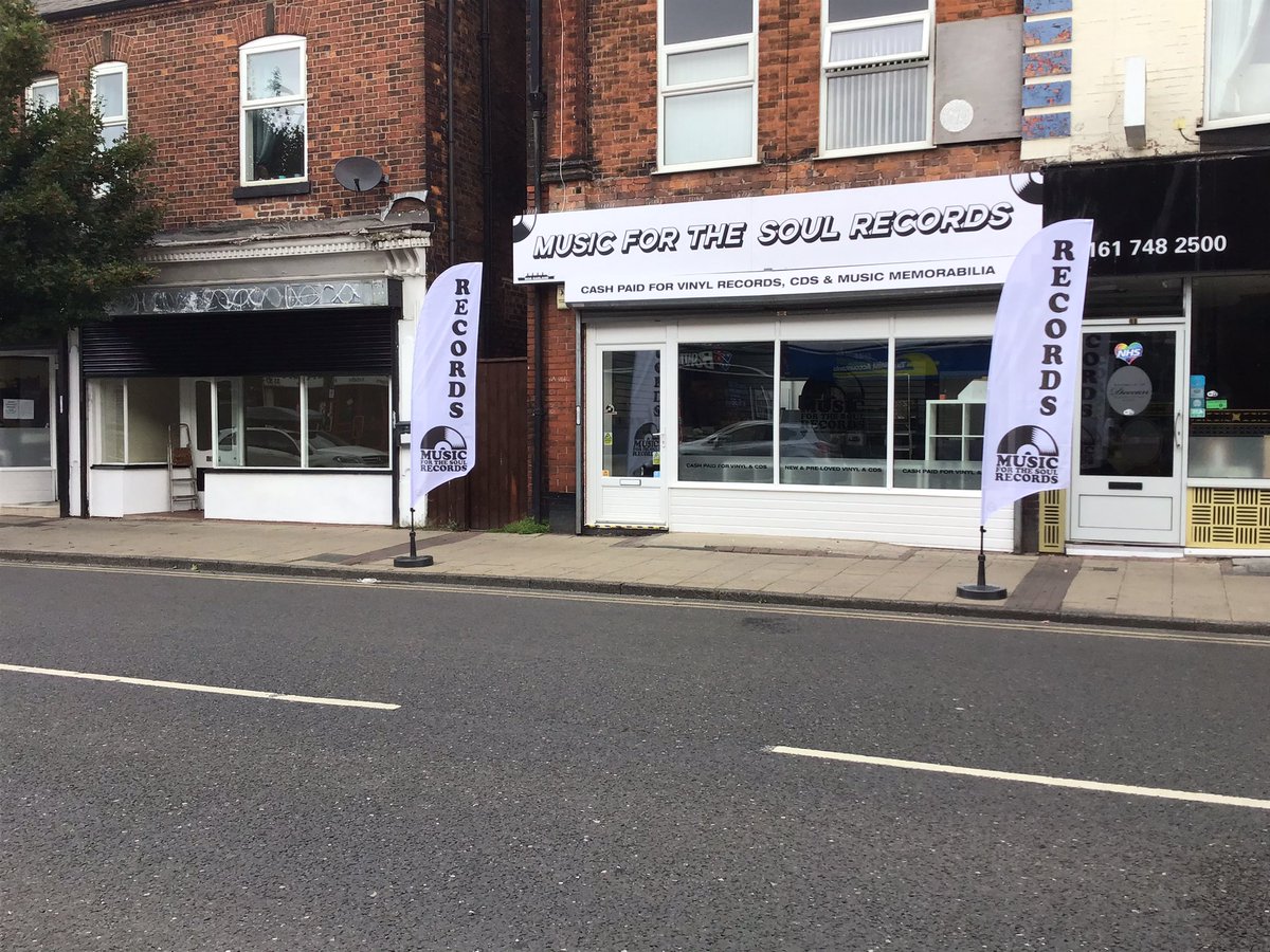 MftSoulRecords's tweet photo. Music for the Soul Records in Urmston.Selling New &amp; Pre-Loved Vinyl &amp; CDs. Now with over 98% of Pre-Loved stock VG+ - Mint. All used stock is cleaned &amp; graded before being offered for sale.
Cash paid for vinyl if your looking to sell your records give Dave a call on 07884141887 https://t.co/EobA3QnuSU