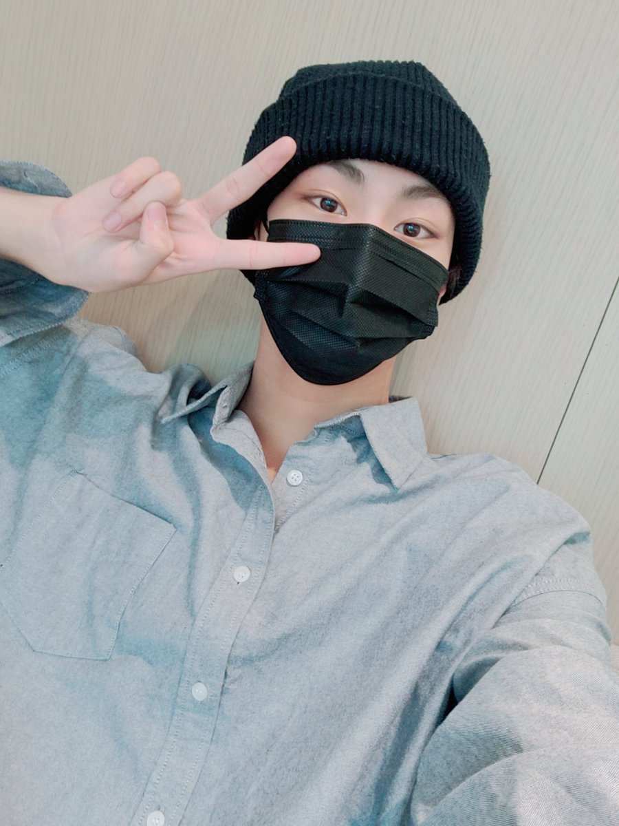 enhypenweverse's tweet photo. [ #정원’s Post ] 220905

#JUNGWON: I heard that there'll be a severe typhoon so ENGENEs please be careful~!!
Safety first!

@ENHYPEN_members @ENHYPEN #ENHYPEN #엔하이픈 https://t.co/gCe82HZNEM