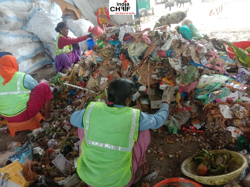 IndiaCHF's tweet photo. CHF India Foundation with CSR funds of Ultratech cement has been implementing the waste management program. Household waste, dry and wet,  from villages around the cement factory is collected , segregated and  processed to harvest compost https://t.co/jzic2H4rx4