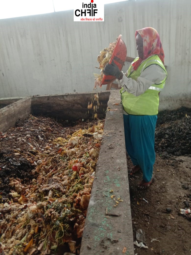IndiaCHF's tweet photo. CHF India Foundation with CSR funds of Ultratech cement has been implementing the waste management program. Household waste, dry and wet,  from villages around the cement factory is collected , segregated and  processed to harvest compost https://t.co/jzic2H4rx4