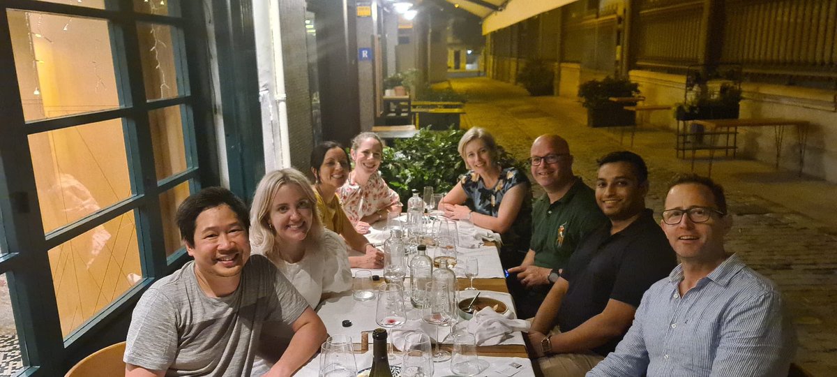 Great to be back to F2F conferences. Some of the Royal Melbourne Hospital respiratory team (and a couple of ring-ins) enjoying some fine dining in Barcelona at European Respiratory Conference