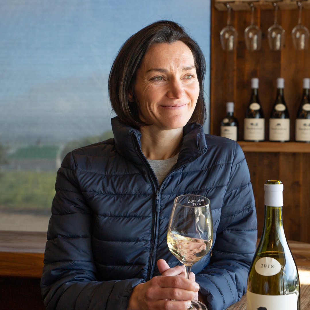 winecoza's tweet photo. BREAKING NEWS: 3 Women have been selected by the @SAWineChampion to be part of Team South Africa 2022 at the World Blind Wine Tasting Championships:
- Danielle le Roux
- Heidi Kritzinger
- Welma Smith
Read more: https://t.co/h6xUaUQC0E https://t.co/2exKu4PE7V