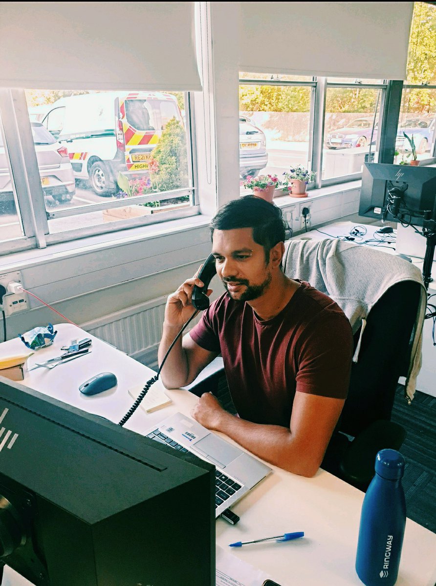 HighwaysSurrey's tweet photo. Meet Jak, Immediate Response Centre Controller, who has been dealing with emergency road issues in our 24/7 hub for 8 years. "Public safety is our priority. We quickly deploy operational resources to emergency defects". For more on highways emergencies: https://t.co/focJMrwTzI https://t.co/NeV1NMUs65