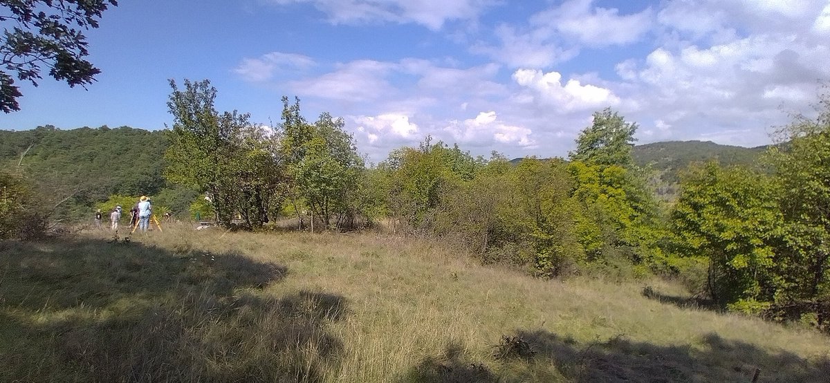 nickita_banana's tweet photo. Back in the field straight after a successful EAA in Budapest! Food for thought and workout for the body! The campaign in eastern Serbia starts now! #eaa2022 #balkanarchaeology @mar_de_ @temporary_Irene @RealMGavranovic https://t.co/HR42oIwNxS