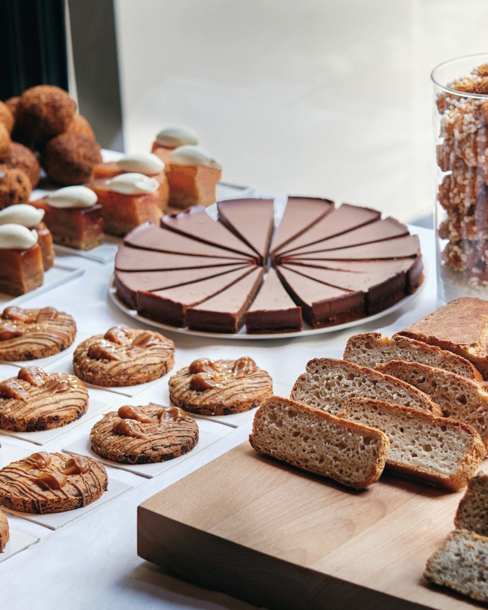 raffleshotels's tweet photo. Brunch is the important meal of a restful and indulgent day at #LeRoyalMonceau - Raffles Paris. Join us at La Cuisine where our renowned brunch menu is back!

#AtTheTableOf
#RafflesGastronomy
#RafflesParis #RoyalMonceau
#RafflesHotels https://t.co/ZthNYdSkH6