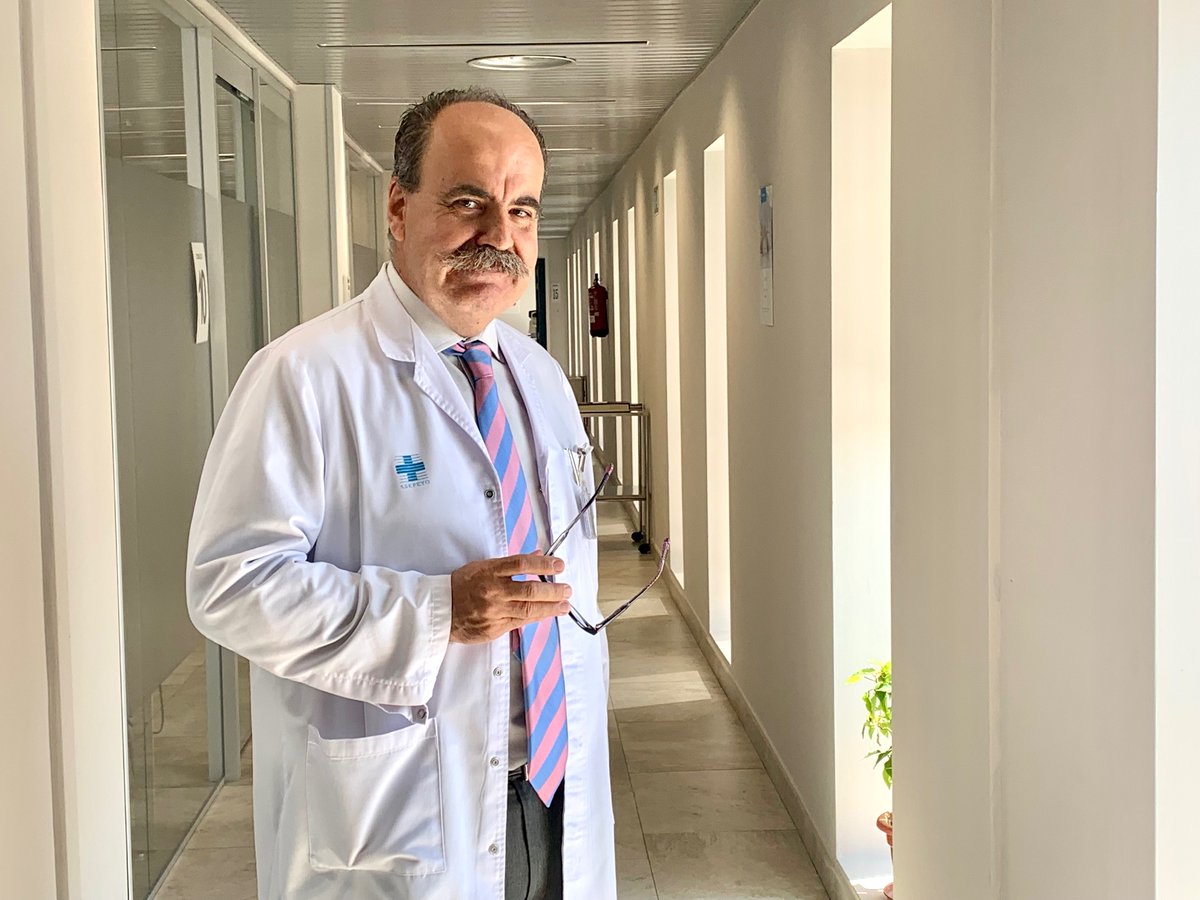 Asepeyo's tweet photo. 📺Presentación del XXI Congreso #SETLA🩺
Dr. José García (@DRJOSERO1), jefe de equipo del #HospitalAsepeyoCoslada y presidente de @SETLA11 
▶ https://t.co/3bCO2AzlBe
👉Consulta el programa: https://t.co/cOzeVsGkdu
#SaludLaboral #TraumatologíaLaboral 🥼🩻 https://t.co/RGBWC5N2SO