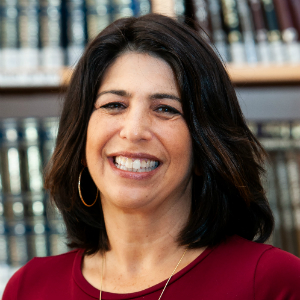 ReturnAgainPod's tweet photo. At her funeral yesterday, I realized I didn't know the first thing about the tremendous impact Dr. Dodi Tobin had made on the world, even after interviewing her last yr. We have lost a true Gedola b'Yisrael.
Here's a link, if you'd like to hear her story: https://t.co/iEW4GCKRkL https://t.co/yEEKi9UjaB