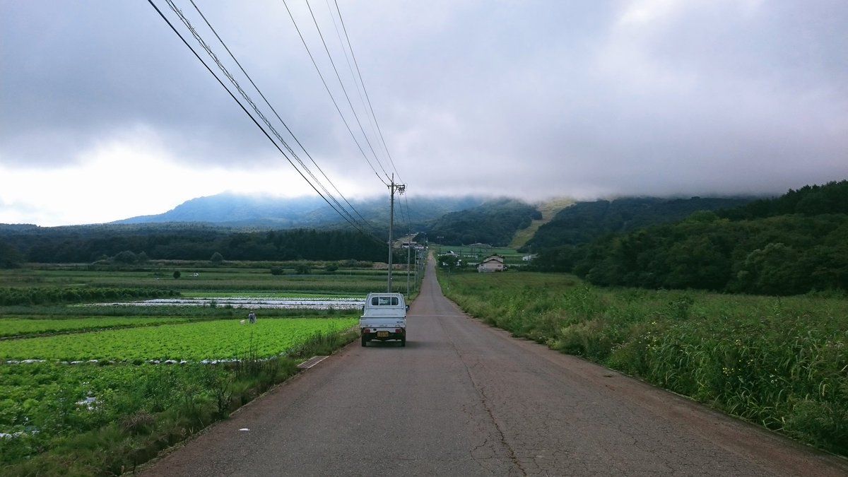 Buildify_yp's tweet photo. 北海道ほどではないですがまっすぐな道に遭遇🚗気分転換できてよかったです

#長野県 https://t.co/ITUtNkjYls