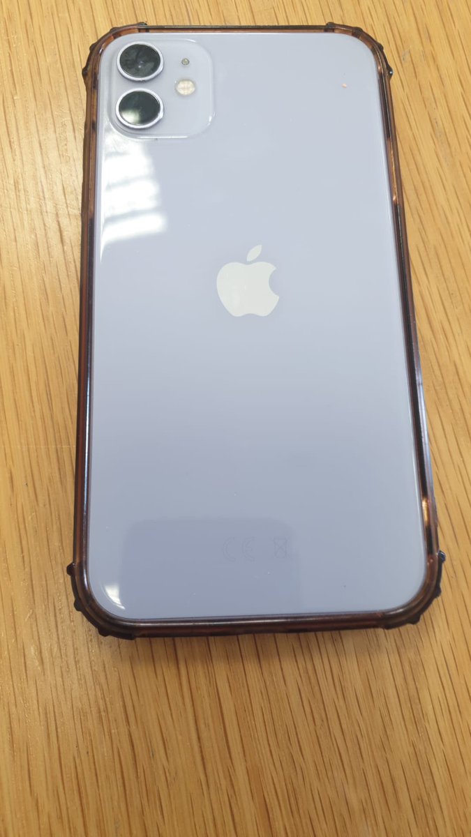 gardainfo's tweet photo. The Detective Unit in Portlaoise arrested a person overnight for handling stolen mobile phones at #ElectricPicnic 

We are currently trying to identify the owners of these phones. Please contact Gardaí on 057 867 4100 if one of either belongs to you. 

#HeretoHelp https://t.co/Ouc0Wc3FyQ
