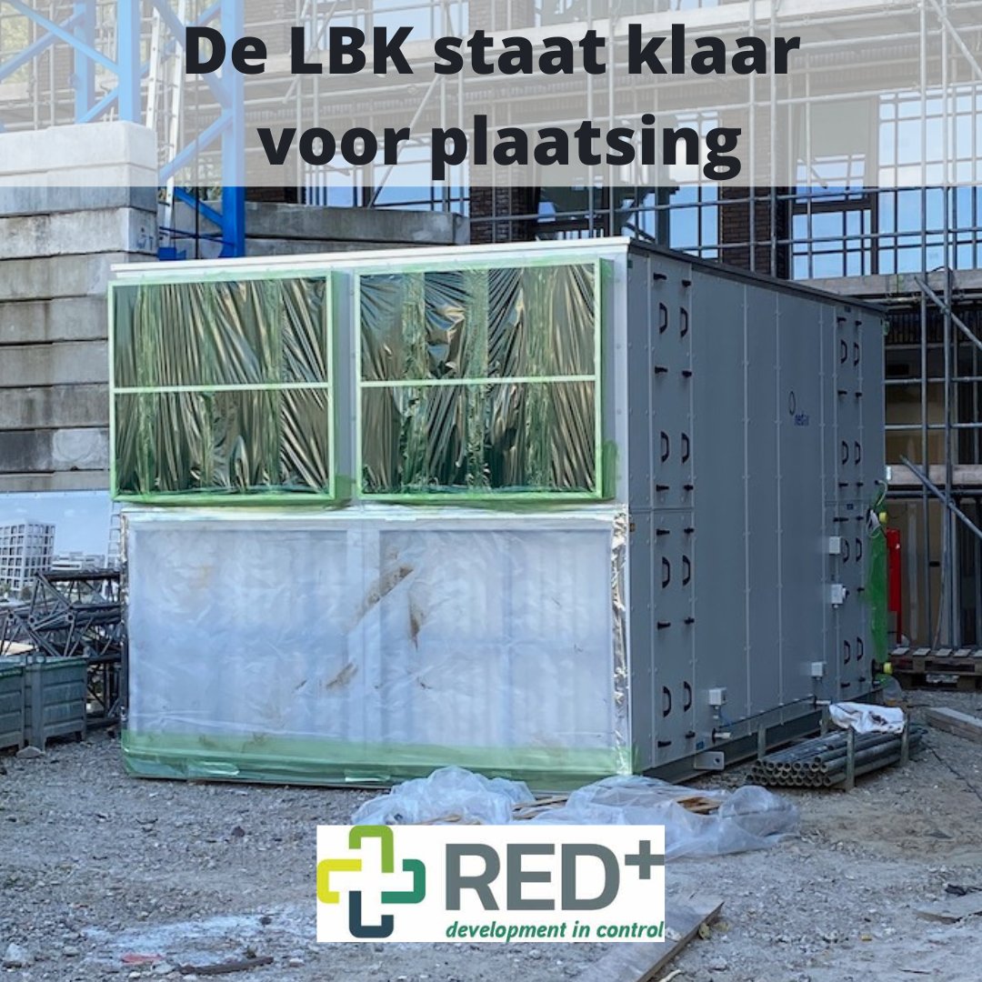 De luchtbehandelingskast voor de luchtverversing staat klaar om geplaatst te worden. 

Deze week nog veel meer nieuwe leuke en recente foto's van project #MORE te #Leiden. Blijf ons volgen, dan mis je niets. 

#entreegebied #LBSP #studentenwoningen #vastgoed #vastgoedontwikkeling