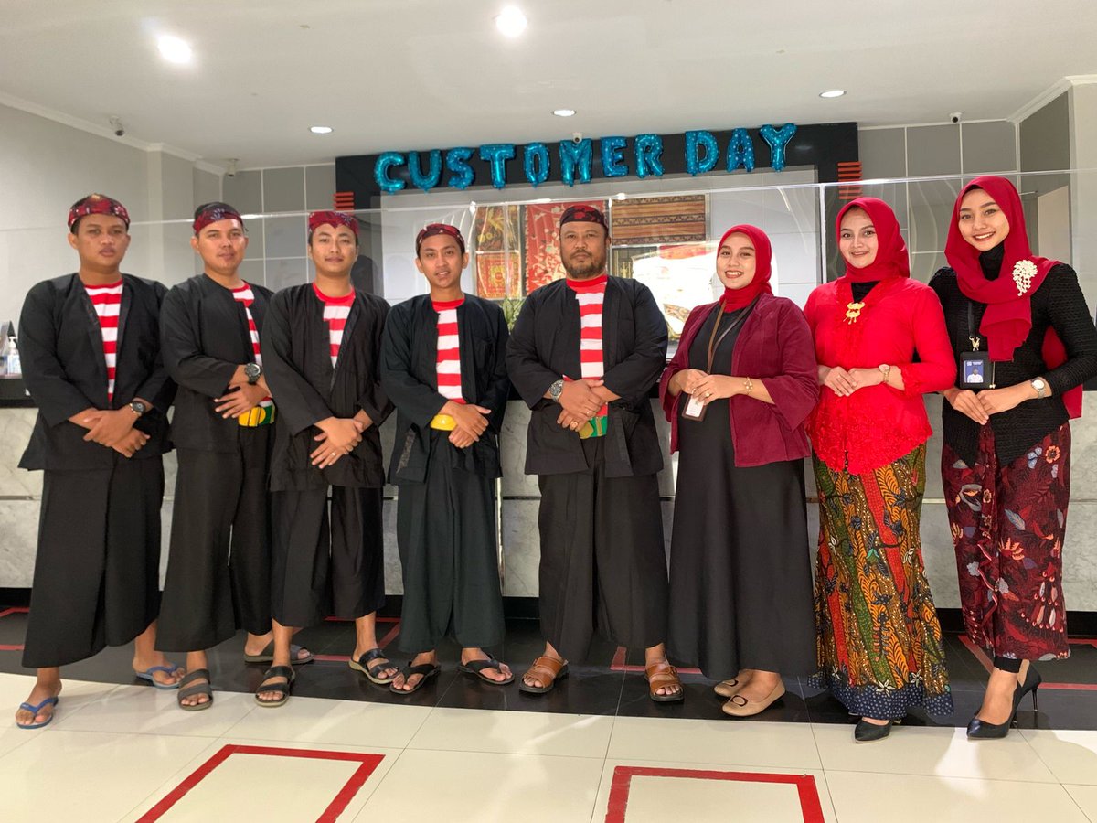 heydwii's tweet photo. Selamat Harpelnas 2022, Perusahaan terbaik adalah perusahaan dengan pelayanan pada pelanggan terbaik #HPNBRI2022 #BRIBeKind #ROBRISurabaya #HPNBUMN2022 https://t.co/cp2Hi9HWLJ