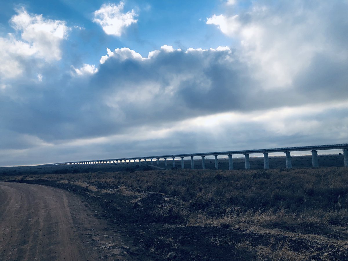 alykhansatchu's tweet image. Since turn of the century, China has moved from a bit-part player to the main investor and trading partner for many countries from Angola to Ethiopia.  Much of the infrastructure that has sprung up across the continent has been built by Chinese companies
on.ft.com/3cQ9NZ1