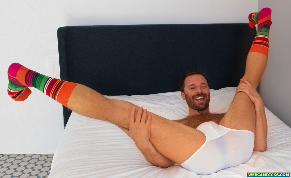 webcamdicks's tweet photo. Private Show and Sex Chat with EugineHilton, #Webcamdicks #Gay #CamBoy teasing in #Knickers on:
https://t.co/bXFjEYh6pG https://t.co/0MJUjH8CBc