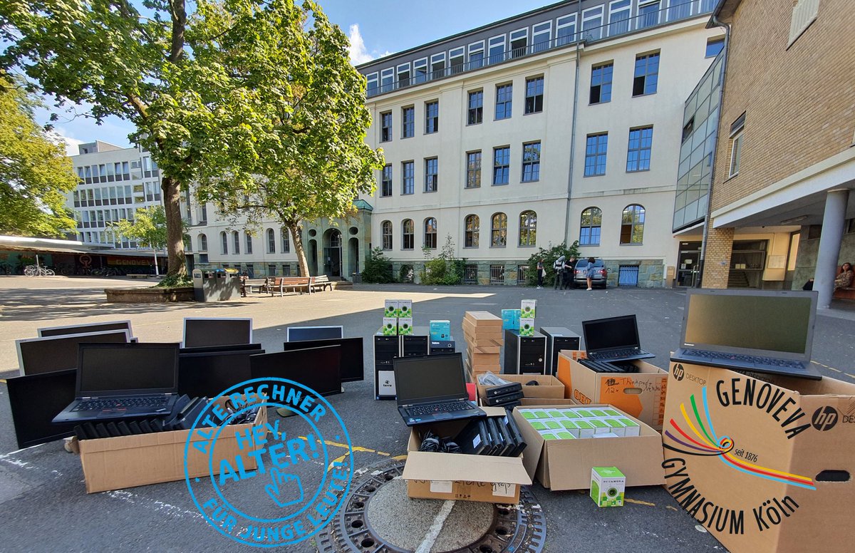 digiteacher_cgn's tweet photo. Wir freuen uns über 50!! Spendengeräte für unsere Schüler*Innen!
Kontakt aufnehmen, Geräte abholen und Geräte an glückliche Kinder verschenken - fertig.
Vielen, vielen Danke an @Hey_Alter_Koeln !!
#twlz #heyalter https://t.co/eNW3G2ZvJB