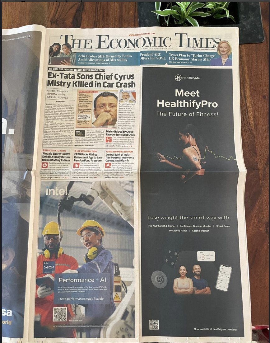 healthifyme's tweet photo. How do you read the newspaper, digitally or physically? 😋

Catch HealthifyPro on @EconomicTimes today 🗞

Start your Pro journey with a fitness plan personalised just for you ✅
#HealthifyWithPro now 👉🏻 https://t.co/ivndRsekNX

#HealthifyPro #EconomicTimes #Newspaper https://t.co/BRZqbjJkAA