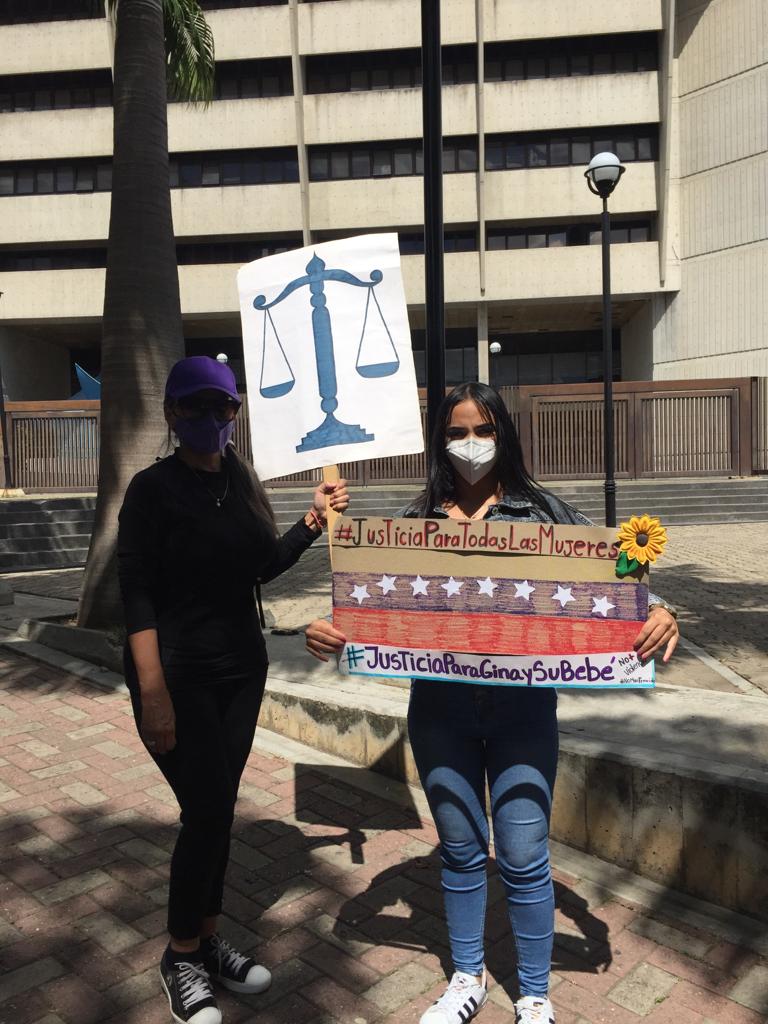 manuelita1504's tweet photo. #5Sep
#RobertTerán condenado a 30 años, con su #Defensa al #Recursar a la #CorteDeApelaciones, aspira que se repita el #Juicio y que los testigos y expertos "No" puedan acudir a las audiencias
PEDIMOS:
#RatificaciónDeSentenciaCondenatoria
#TeránEsCulpable
#JusticiaParaGinaYSuBebé https://t.co/vdpoqFtwup