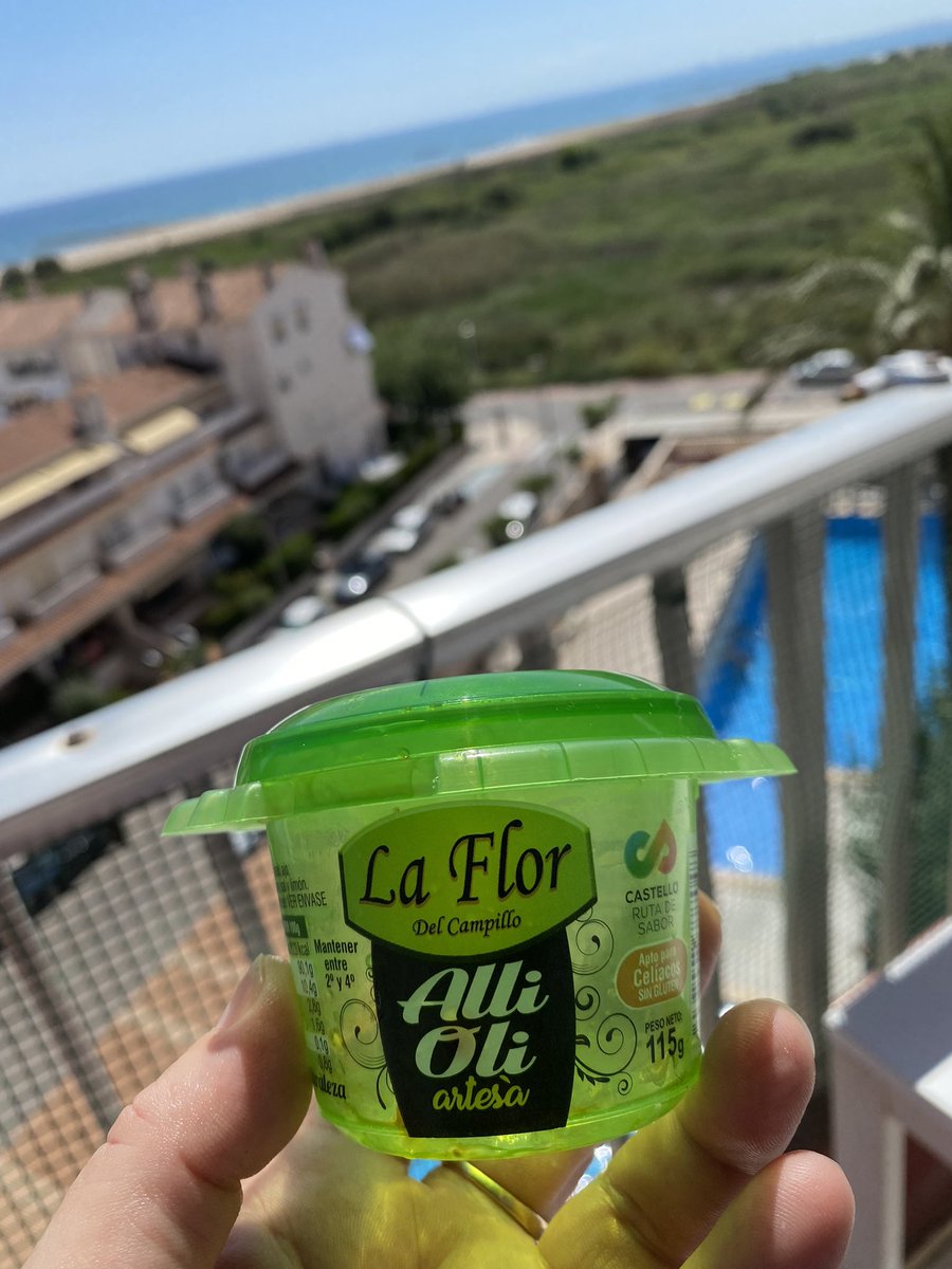 farblanquerias's tweet photo. Es el mejor “ajoaceite” industrial que he comido “la Flor del Campillo”…
Con diferencia!!
De venta en @Consum https://t.co/po96ZuQ2PV