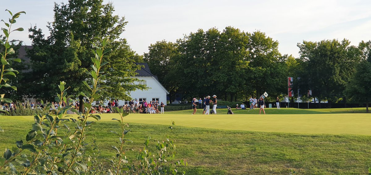Golf_Seddin's tweet photo. Unsere starken Clubmeister des @Golf_Seddin des Jahres 2022. Hervorragende Leistungen nach langem Kämpfen um die Pokale. Dank auch an alle Beteiligten und Gäste für diesen wunderschönen Event! #clubmeisterschaften #Golf https://t.co/bIaH6hZdKl