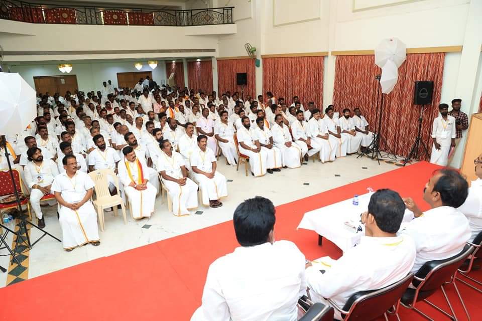OfficialAISMK's tweet photo. #Thanjai #Vellore #Vilupuram #Salem #Trichy #Madurai #Tamilnadu #cadresmeet #Politicalparty #forthepeople #resolution #prizedistribution #encouraging #quotes #SRMTrichy #Bestcadresselection #ZonalSecretary #coordinator https://t.co/FwUI3Kv6Ak