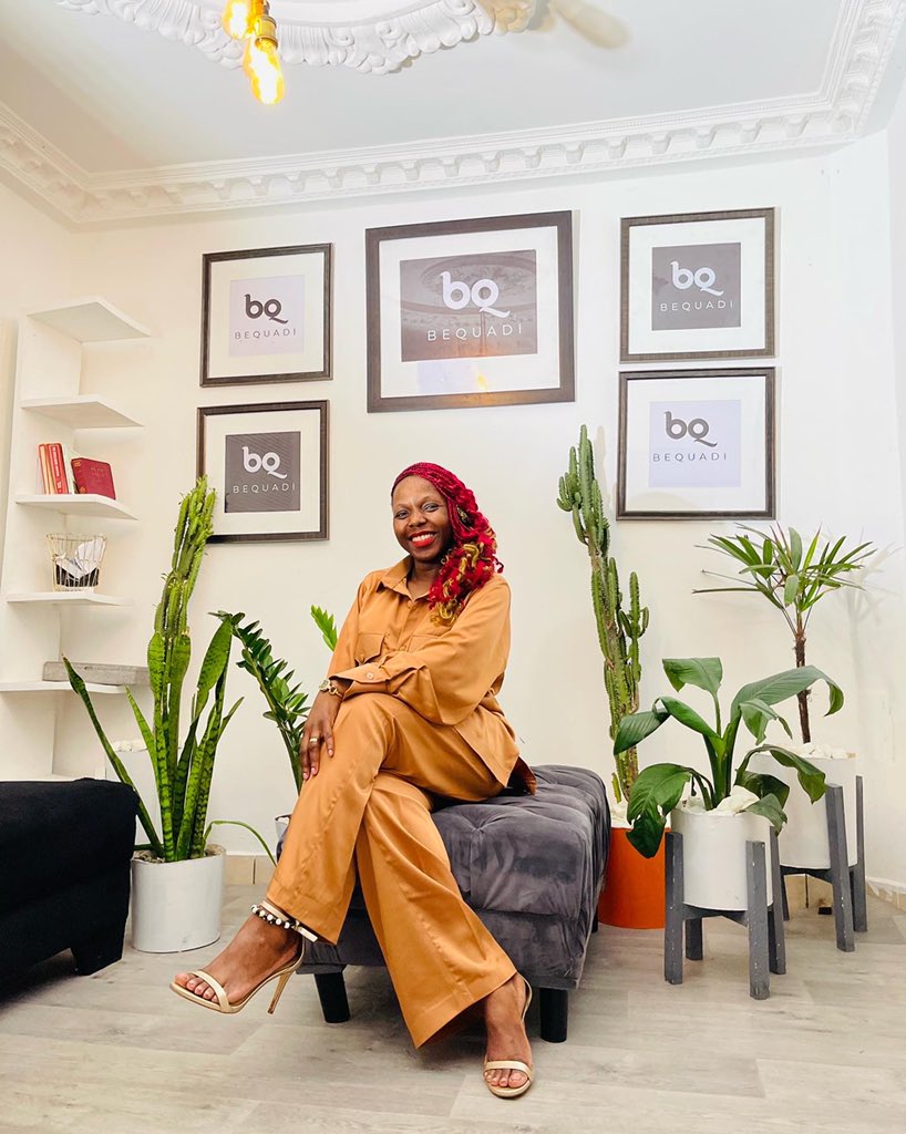 bequadi's tweet photo. Good morning from Bequadi. Beautiful silk outfit. Isa silky Monday #bequadi #cameroon https://t.co/XwLzAsEojl