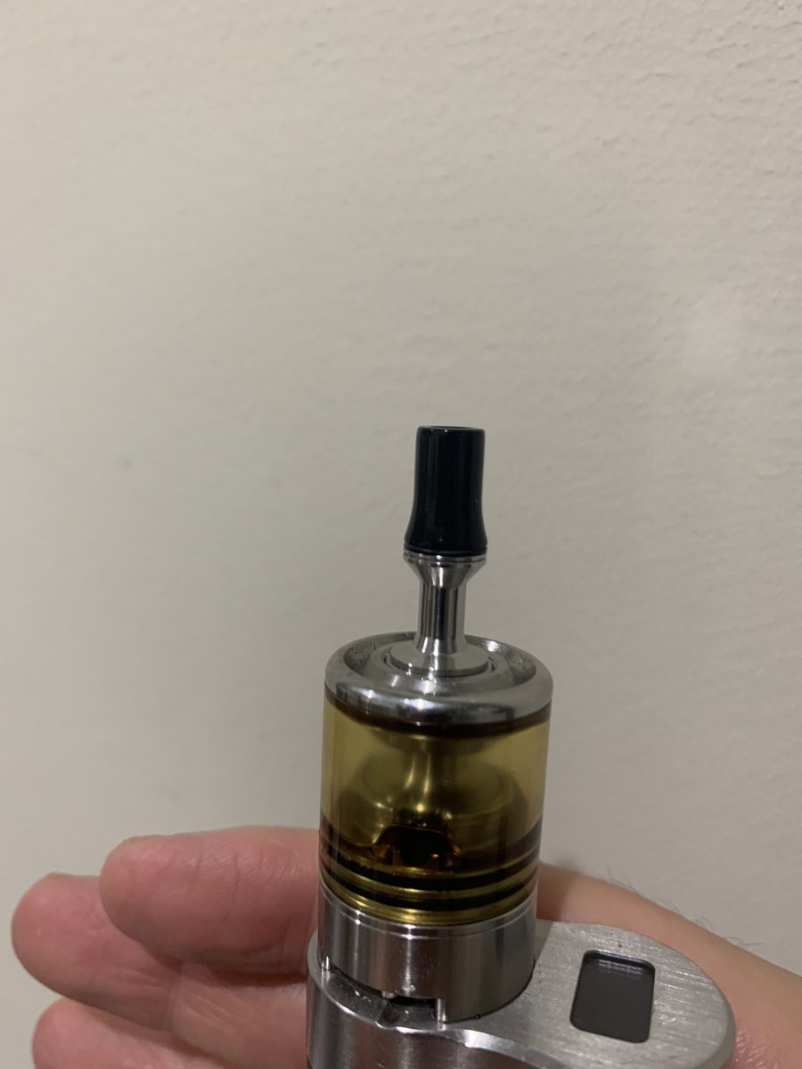 maru6300's tweet photo. すごい久しぶりにVAPE用品(ドリチ)を買いましたー！415さんのドリチで咥え心地が良くてお気に入りになりました。(さっそく磨きました😊) https://t.co/heh2FNVpLt
