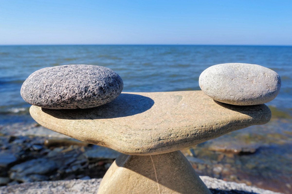 ajgrateful2be's tweet photo. Happy Monday. It's essential to rest. Find moments of calm every day! (Talking to myself first!) https://t.co/wMoSnuwTft