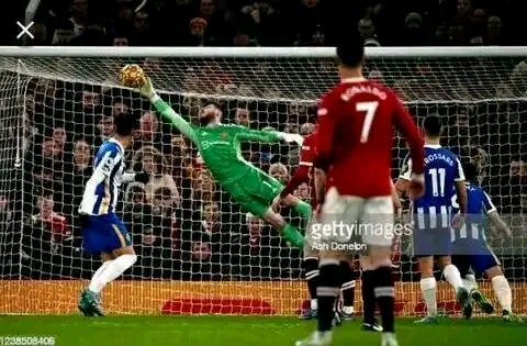 Chrispusthewise's tweet photo. Number one world class goal keeper and a history maker love David De Gea https://t.co/w02h8QxTQe