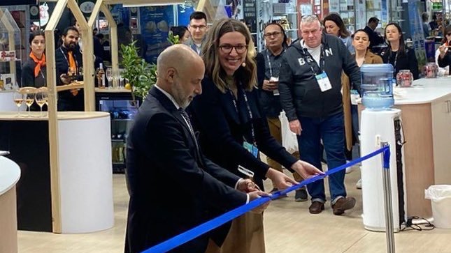 EUinAus's tweet photo. 🇪🇺 Ambassador-Designate @GVisentinEU opened the first ever EU pavilion at Fine Food Australia
🇦🇺 He highlighted how Australian consumers can enjoy EU food and drinks, which are a guarantee of safety, quality, authenticity &amp; sustainability https://t.co/1RiN8yUNMk