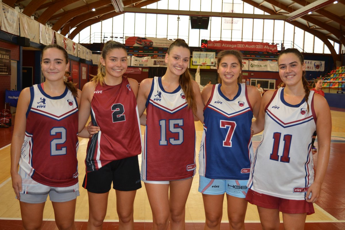 🏀 | Las canteranas Nile Mugira, Olaia Arenas, Uxue Aberasturi, Paule Loroño y Maialen Idiri están realizando la pretemporada con el primer equipo.

Lan gogorraren emaitza, zorionak! 👏

#GutarikoBat 💜