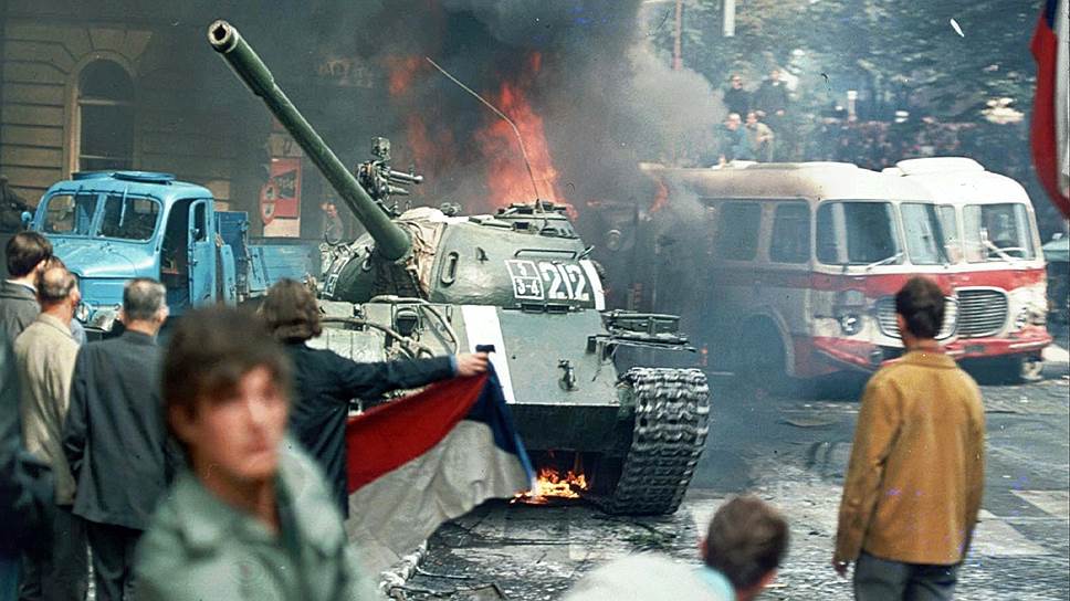 Кто на самом деле напал на Чехословакию в 1968 году ? (Operation "Danube": who really attacked #Czechoslovakia in #year1968) shorturl.at/empq5